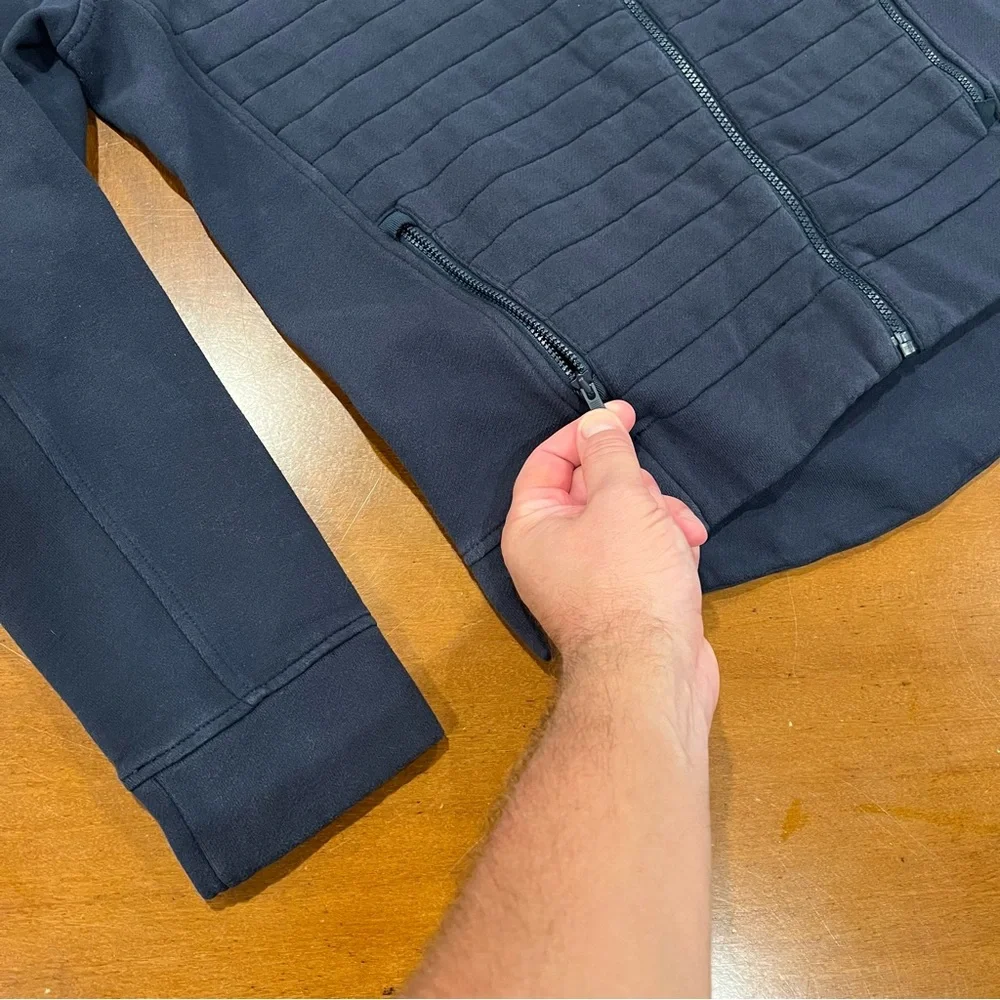 Lululemon Women’s Fleece Be True Jacket Inkwell Blue Size 8 Relaxed Fit Soft